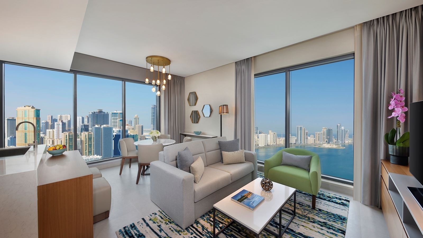 rooms-king-one-bedroom-corner-apartment