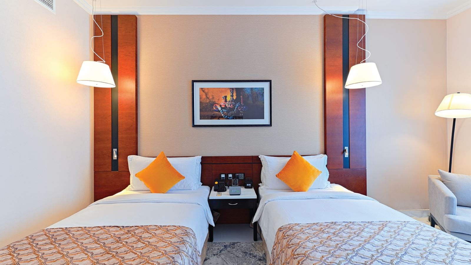 rooms-deluxe-room-kingtwin