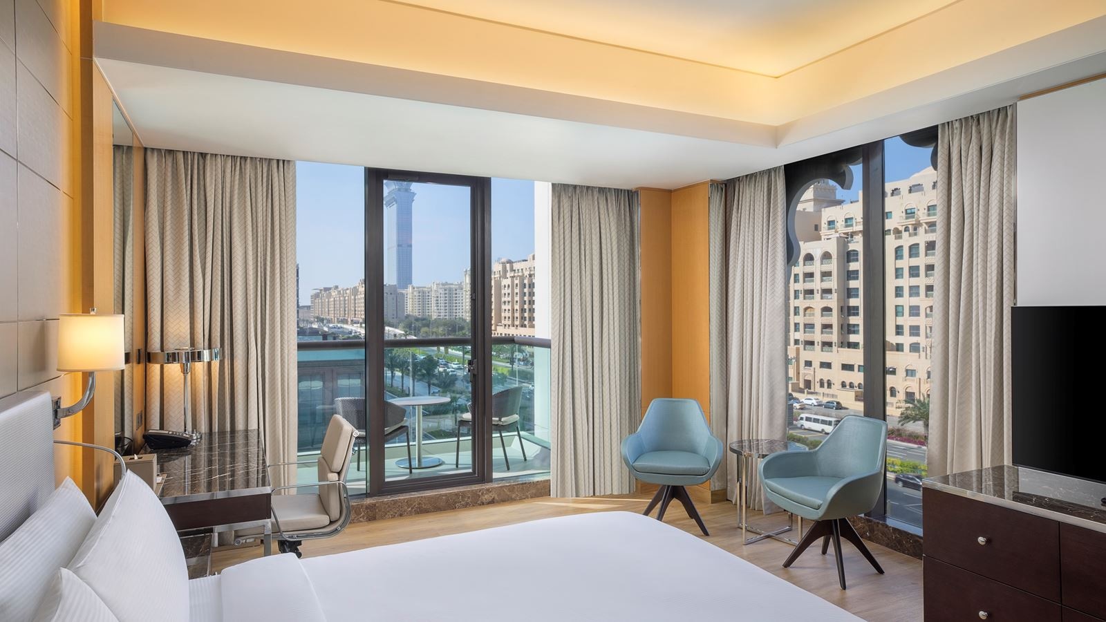 rooms-king-guest-room