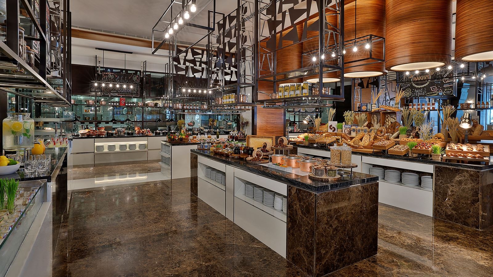 restaurants-allday-dining-restaurant