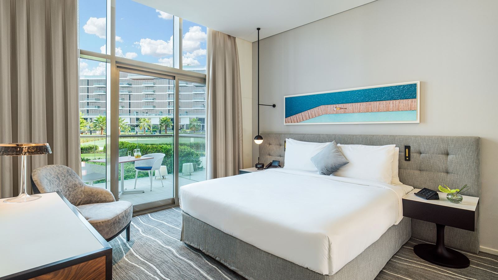 rooms-one-bedroom-suite-palm-sea-view