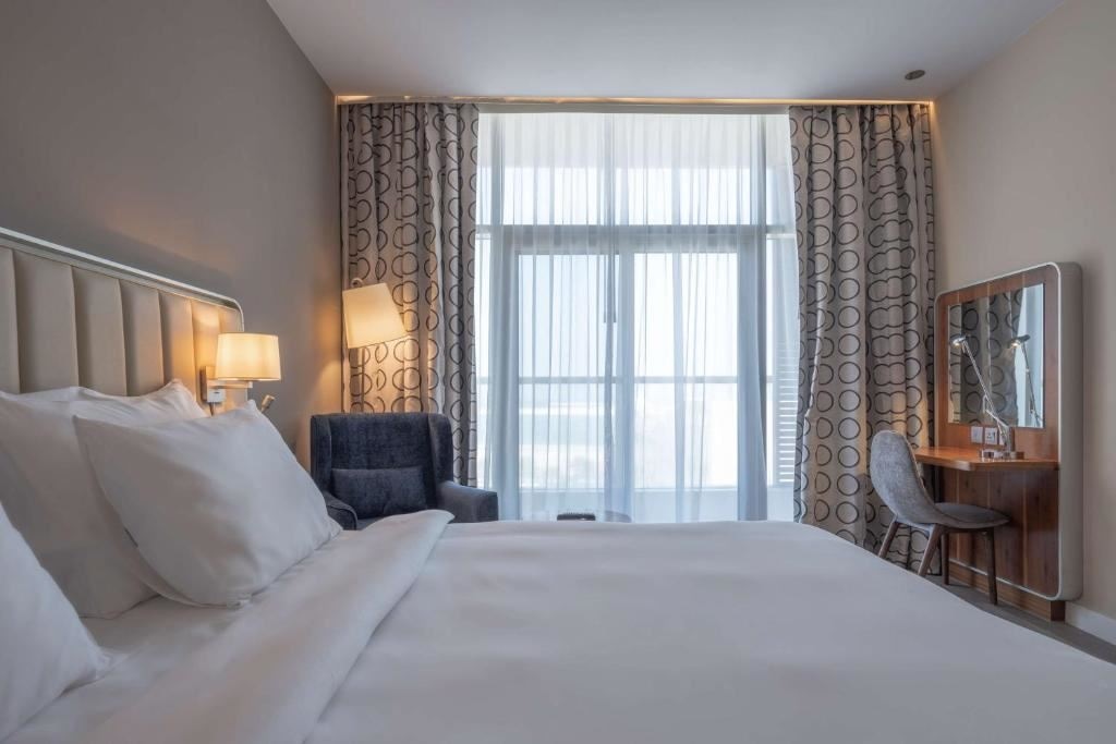 rooms-standard-room-with-balcony