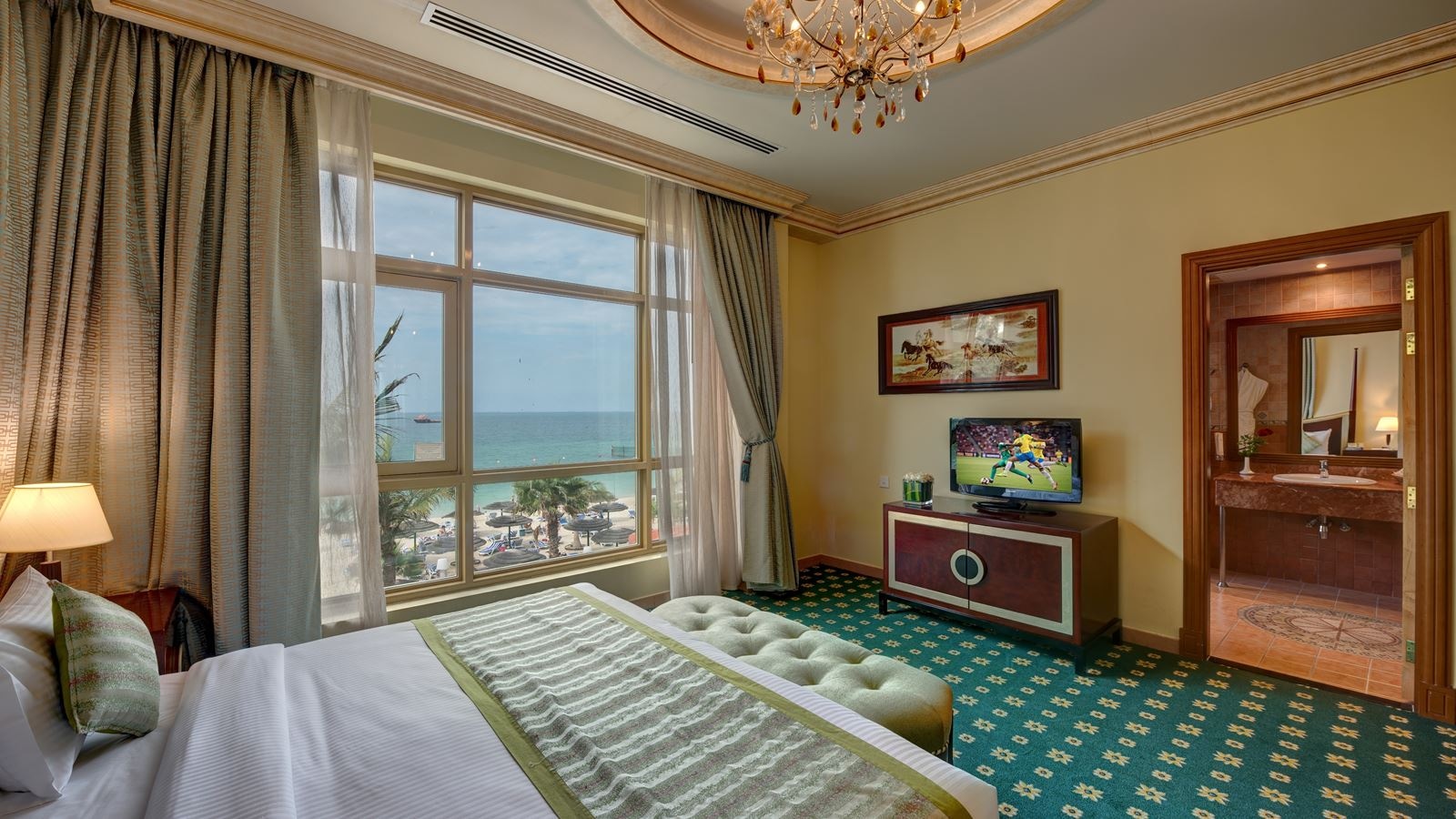 rooms-executive-suite