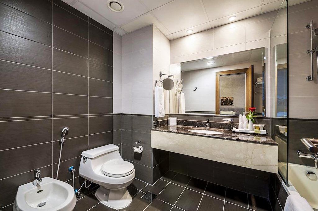 rooms-three-bedroom-deluxe