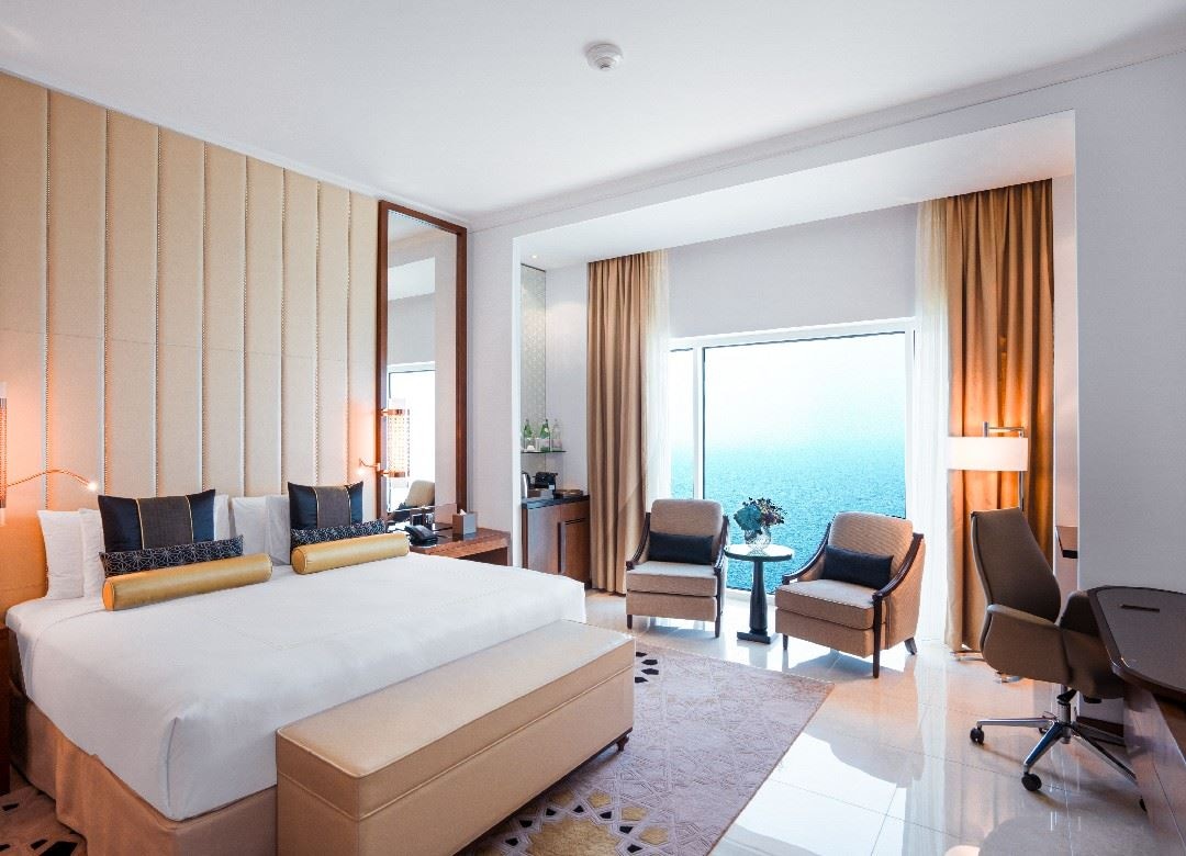 rooms-premium-room-sea-view-king--twin