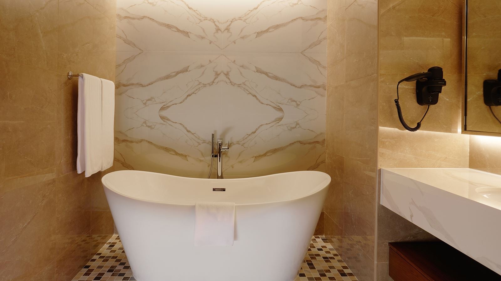 rooms-executive-suite-sea-view