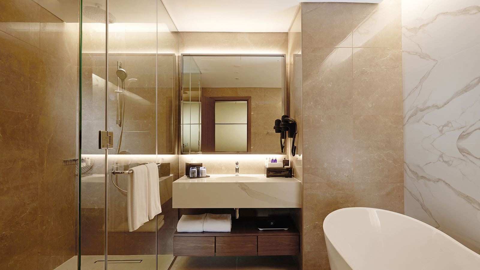 rooms-executive-suite-sea-view