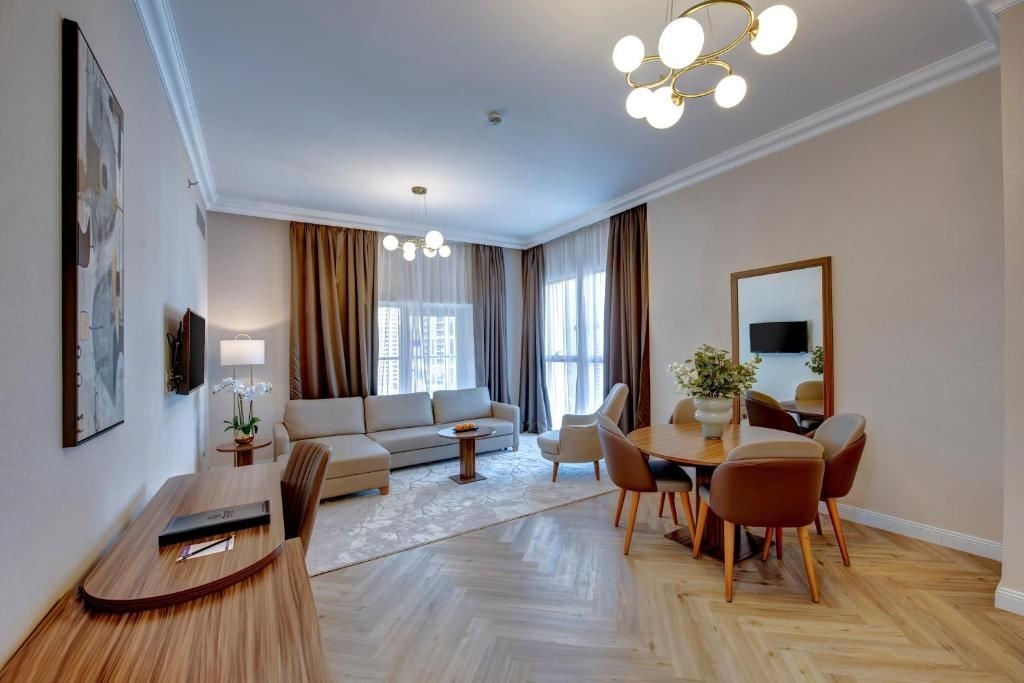 rooms-premium-2-bedroom-marina-view--balcony