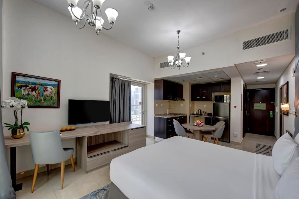 rooms-premium-studio-marina-view--balcony