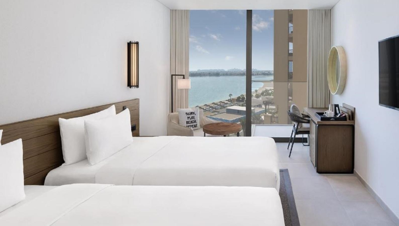 rooms-superior-room-partial-sea-view