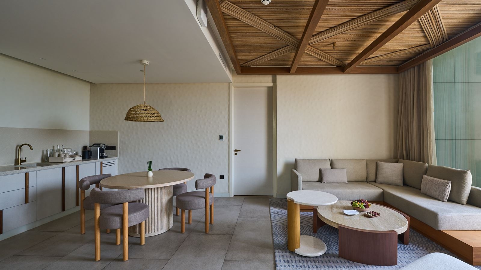 rooms-one-bedroom-beach-villa-with-plunge-pool