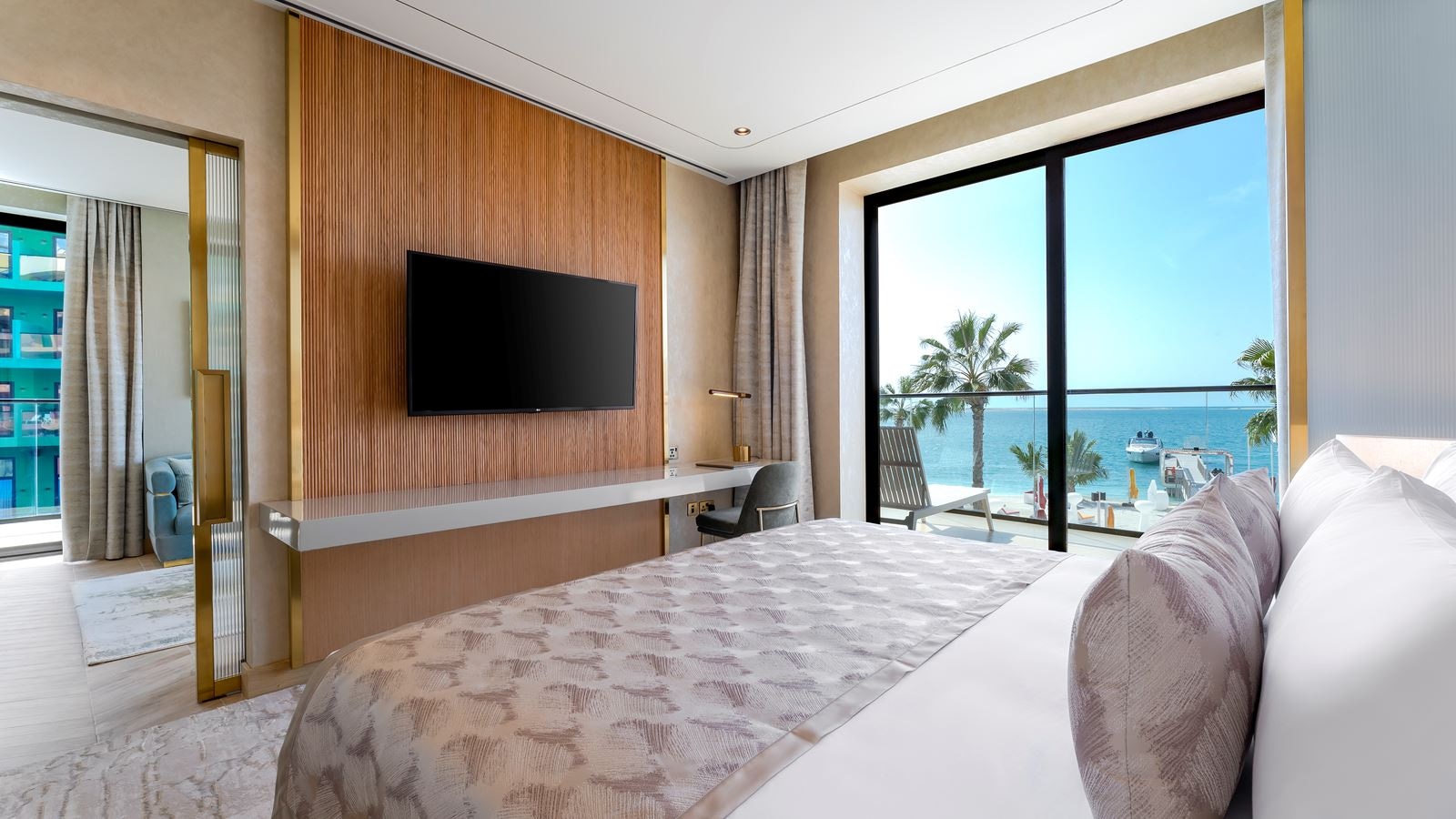 rooms-monaco-suite