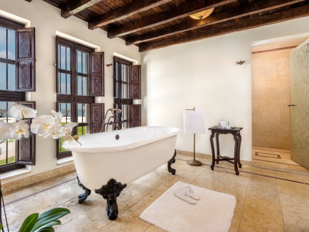 rooms-three-bedroom-villa