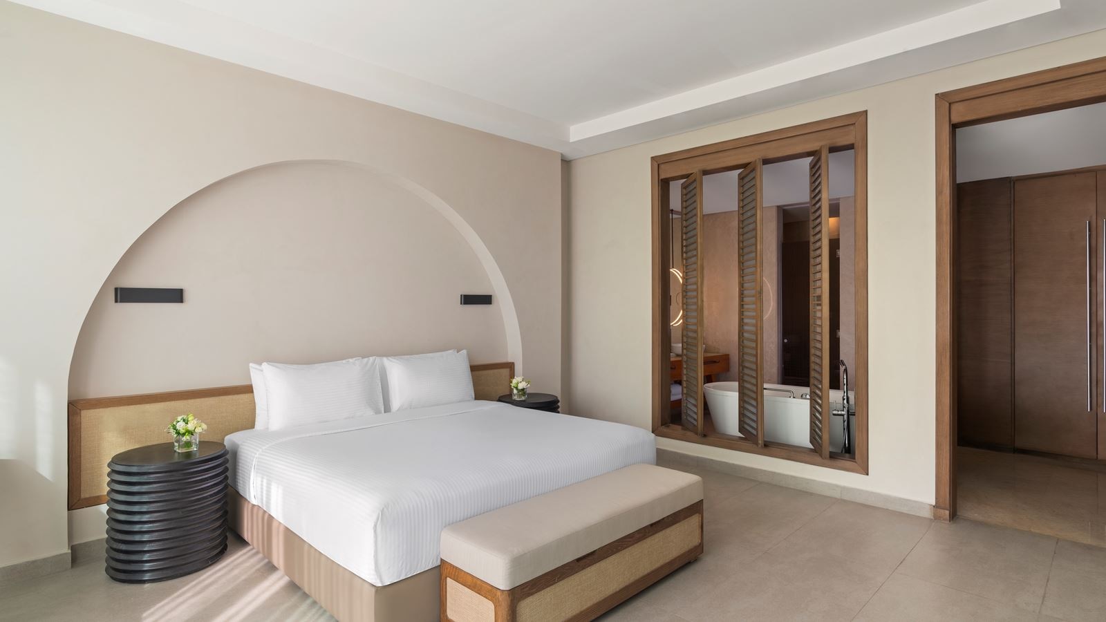 rooms-two-bedroom-senior-suite