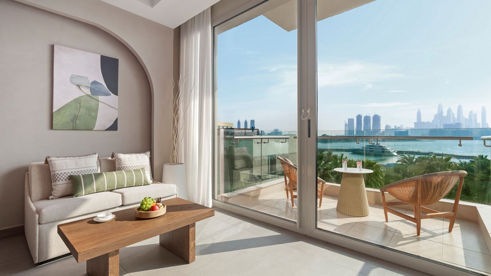 rooms-deluxe-room-with-sea-view