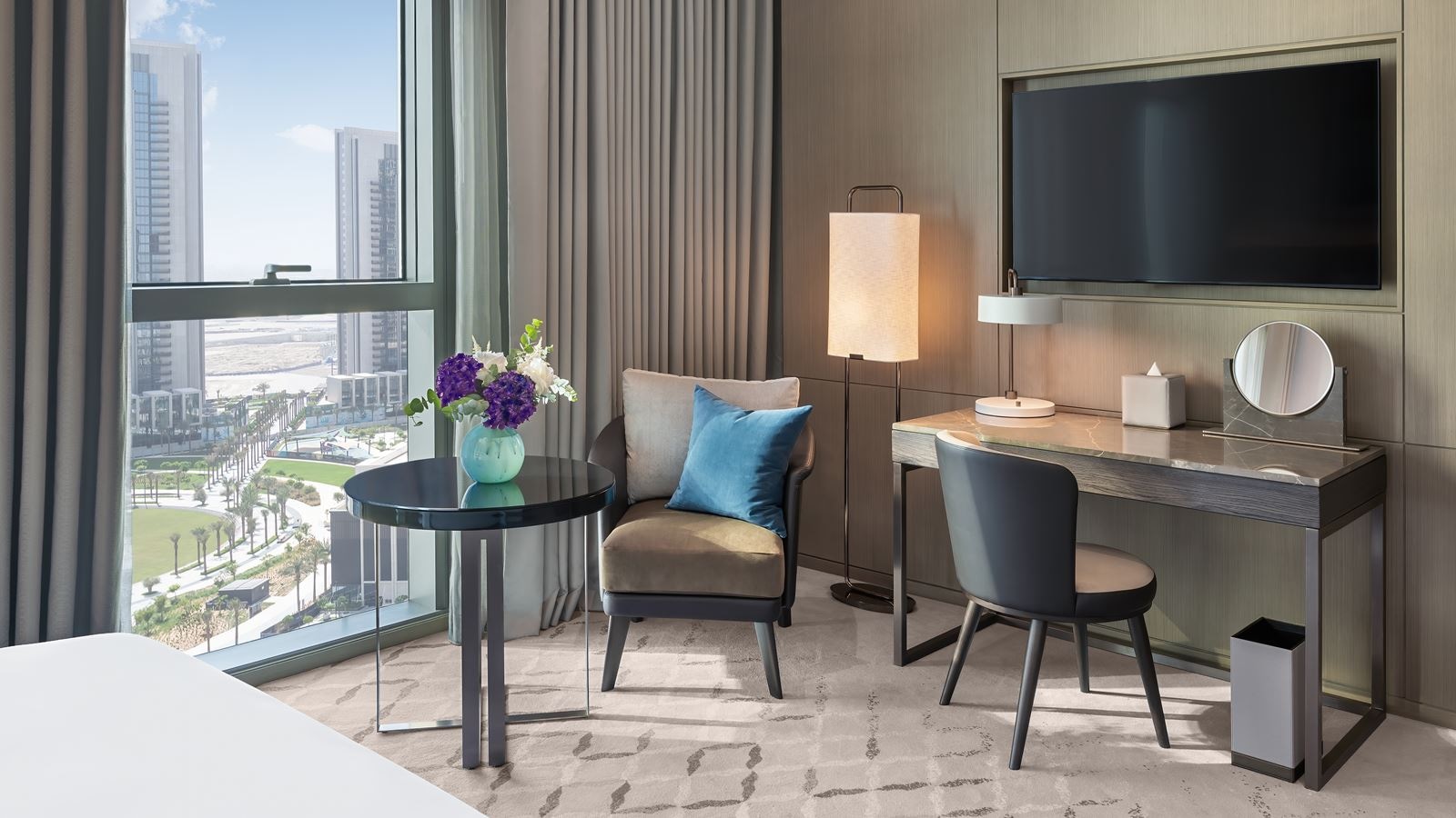 rooms-club-room-king