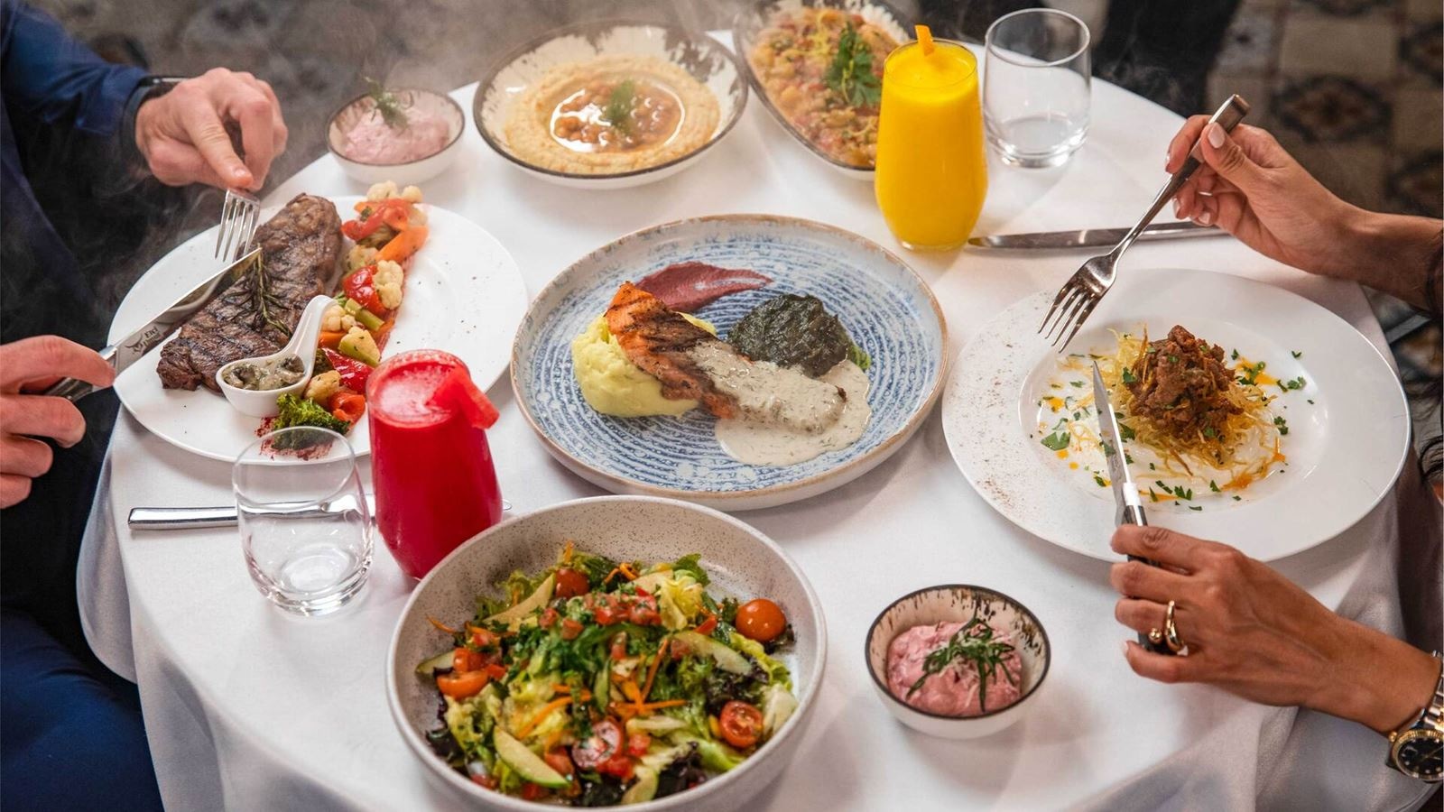 restaurants-restaurant-and-lounge