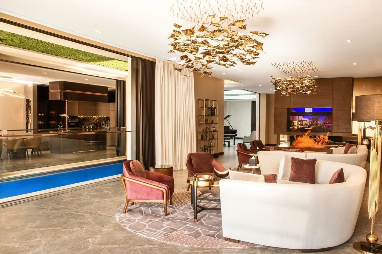 pools-outdoor--indoor-pool