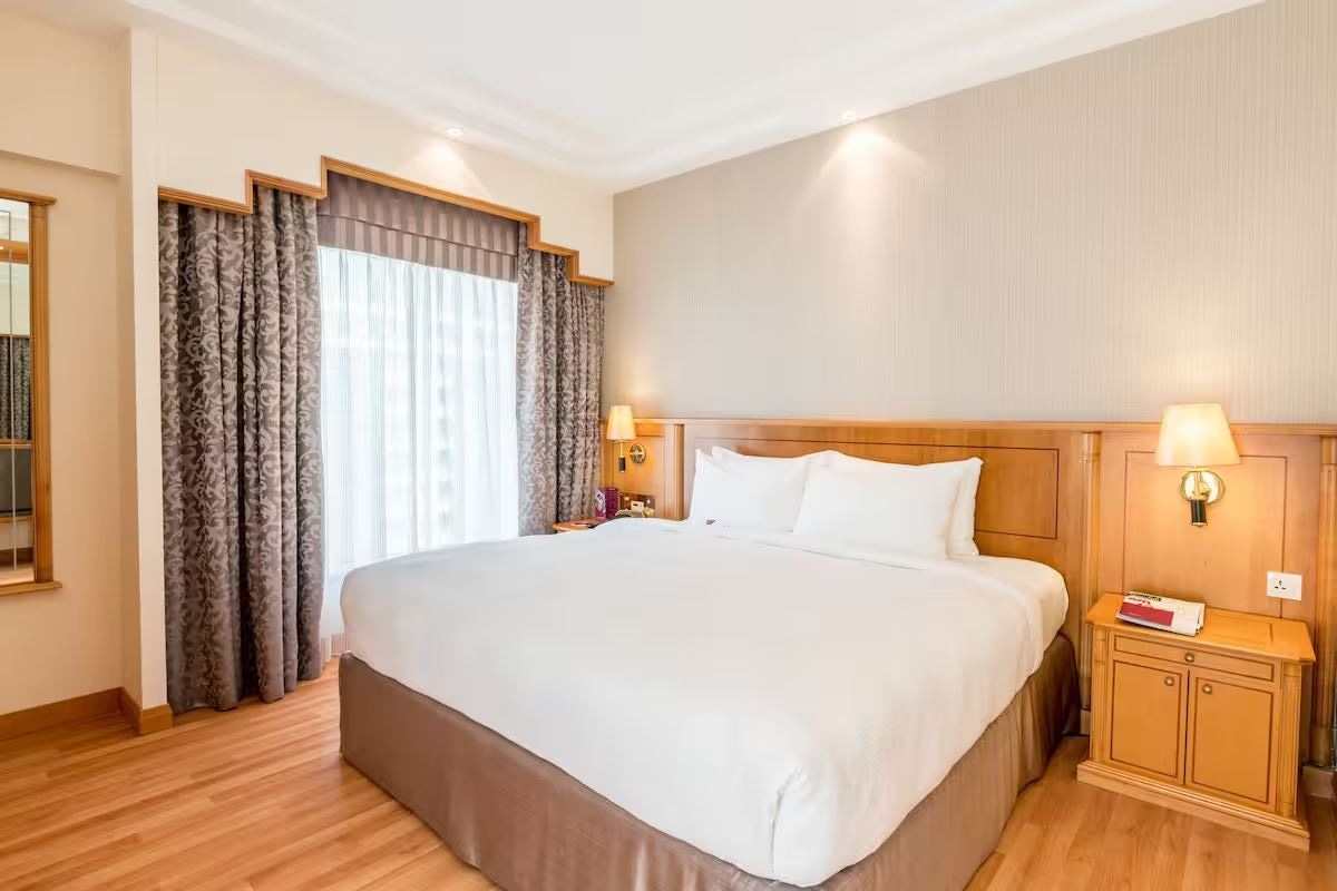 rooms-executive-suite