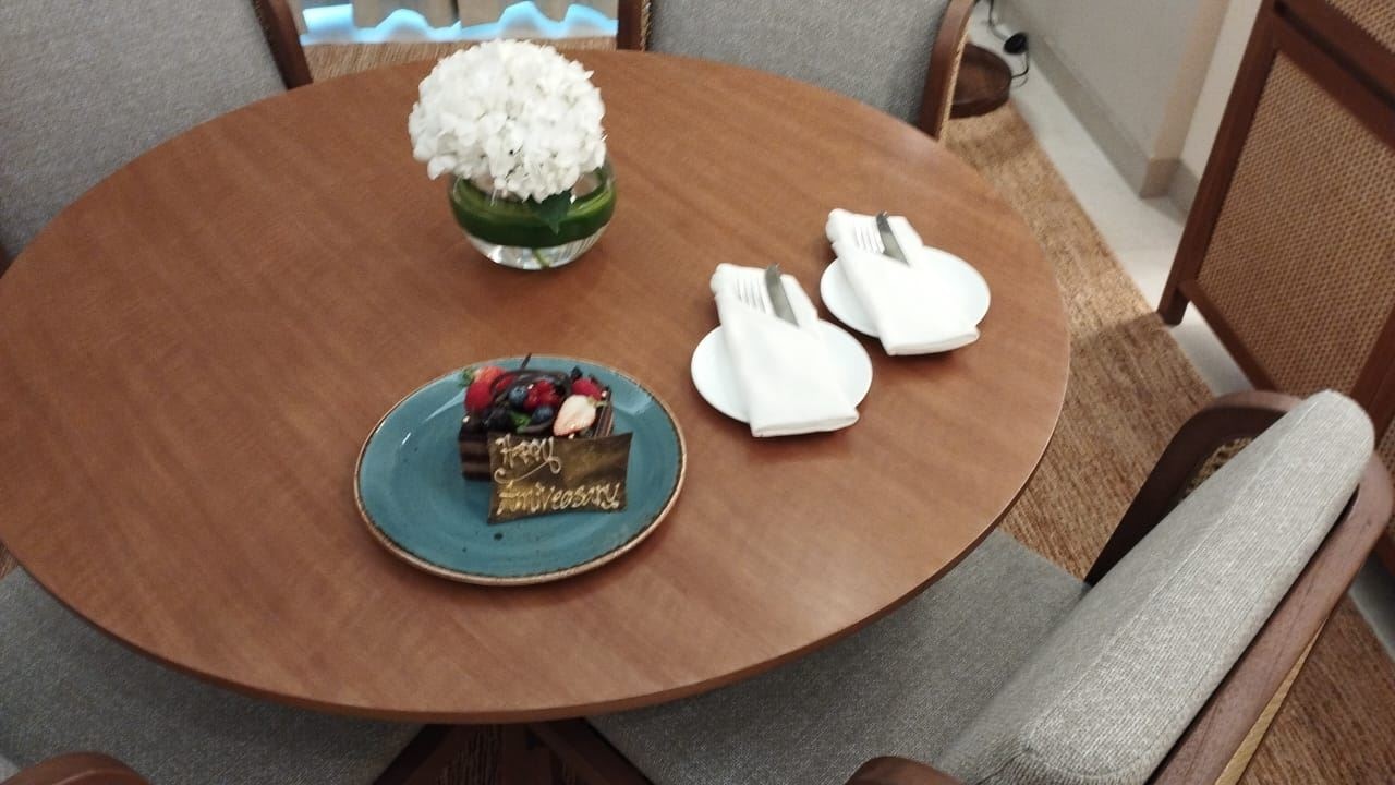 restaurants-in-villa-dinning