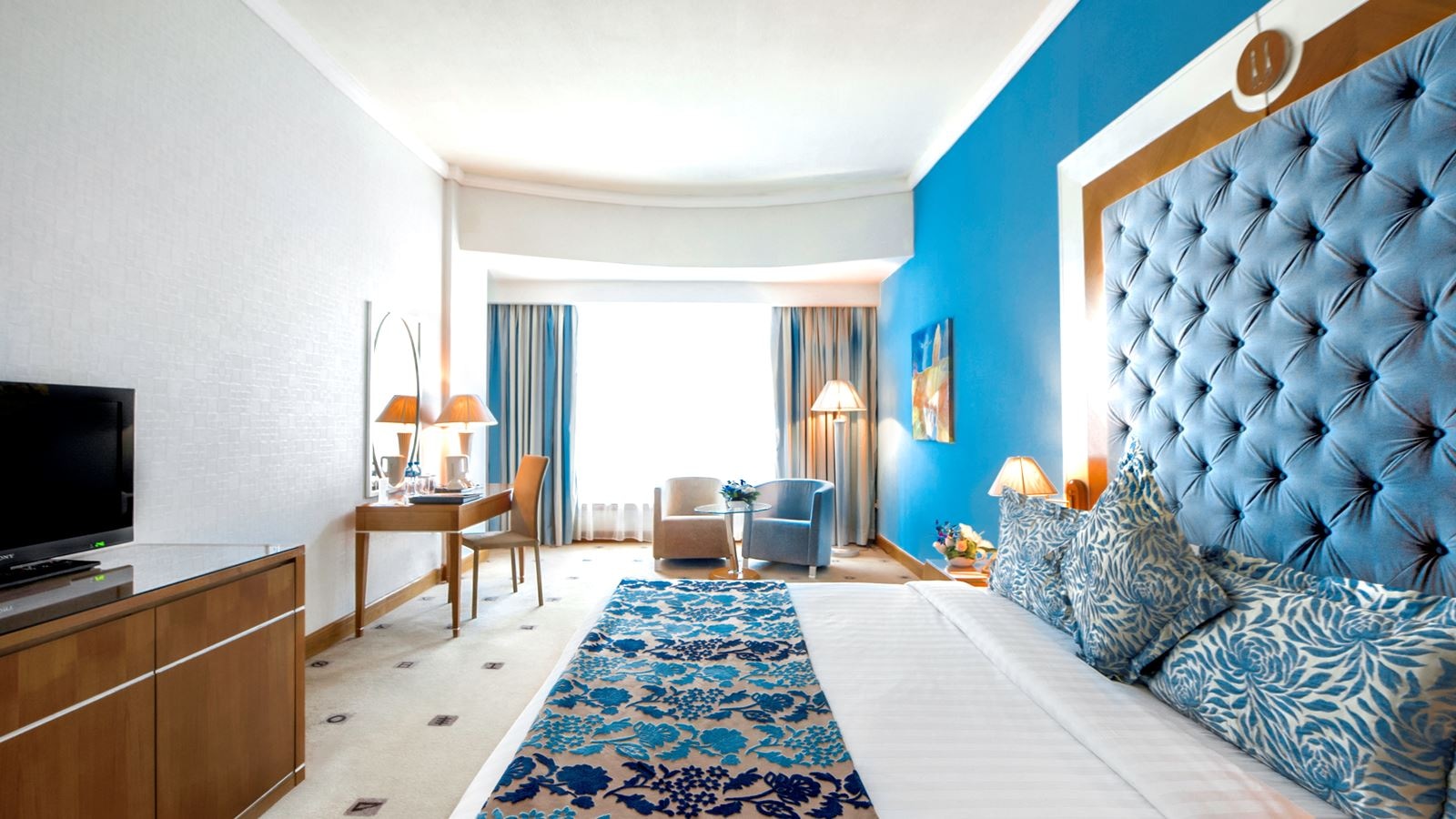 rooms-executive-room