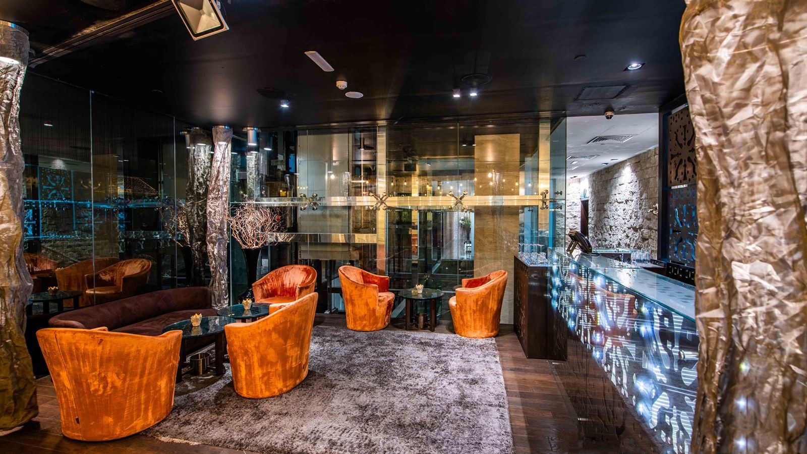 restaurants-restaurants