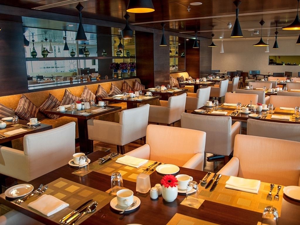 restaurants-the-lagoon