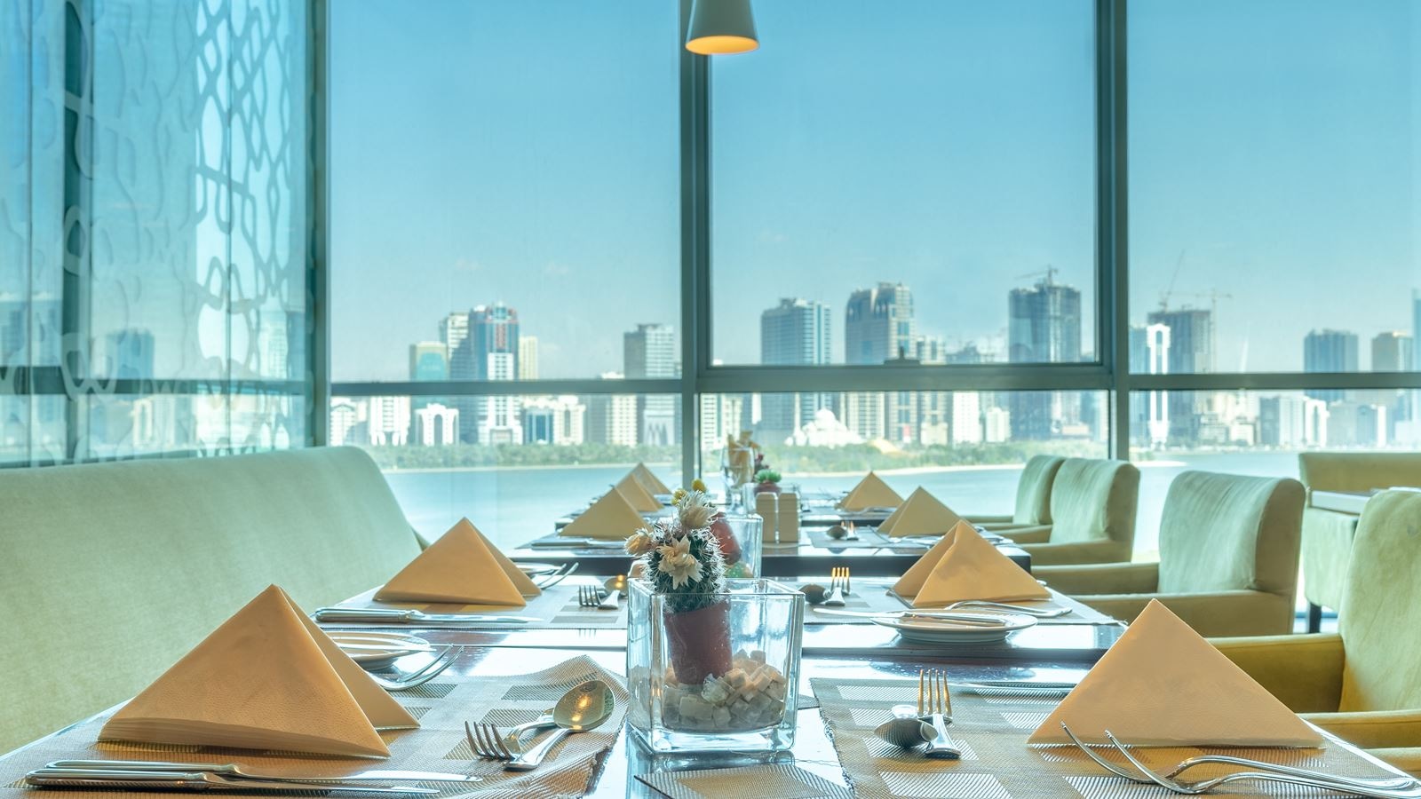 restaurants-the-lagoon