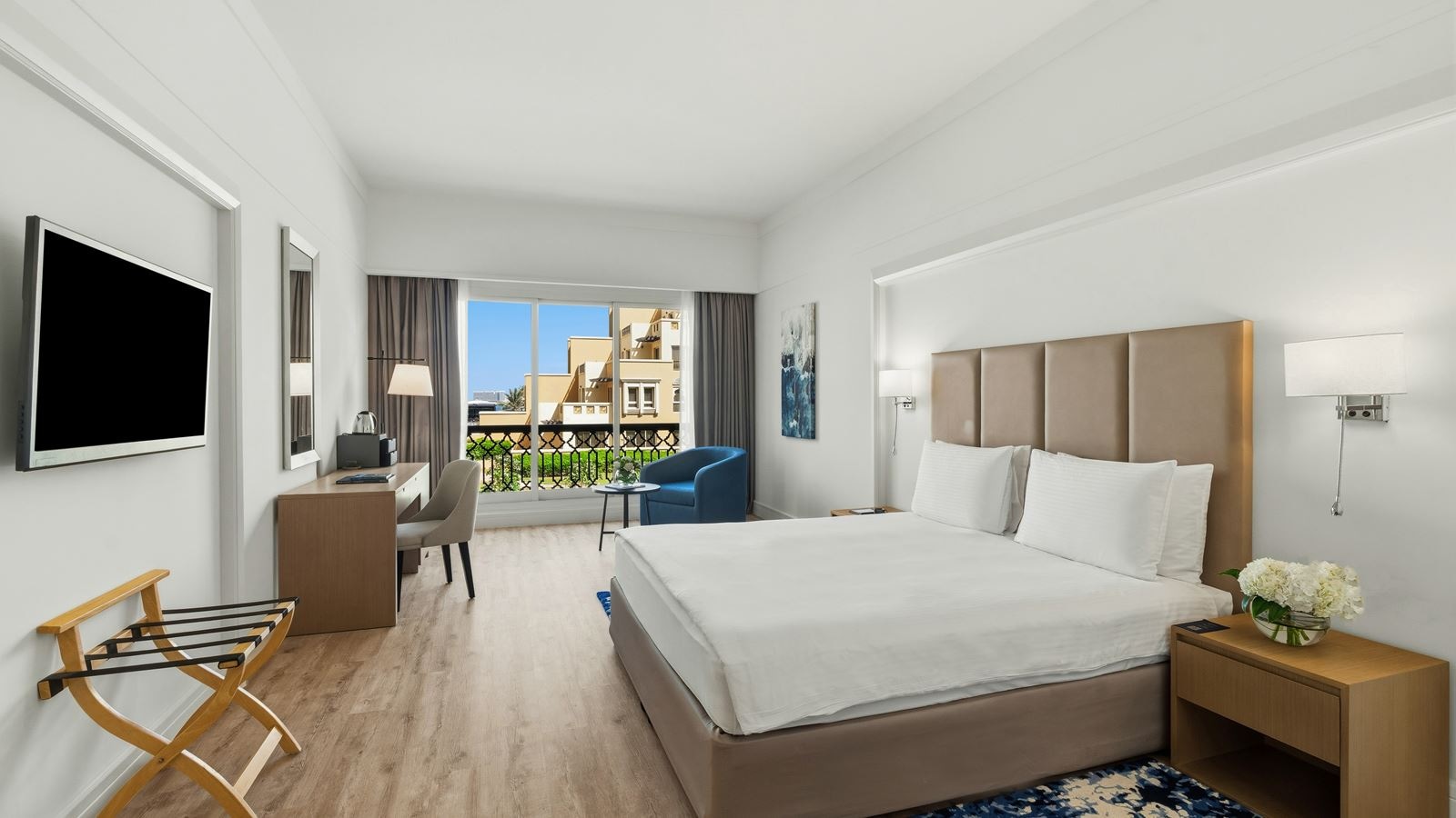 rooms-deluxe-garden-room