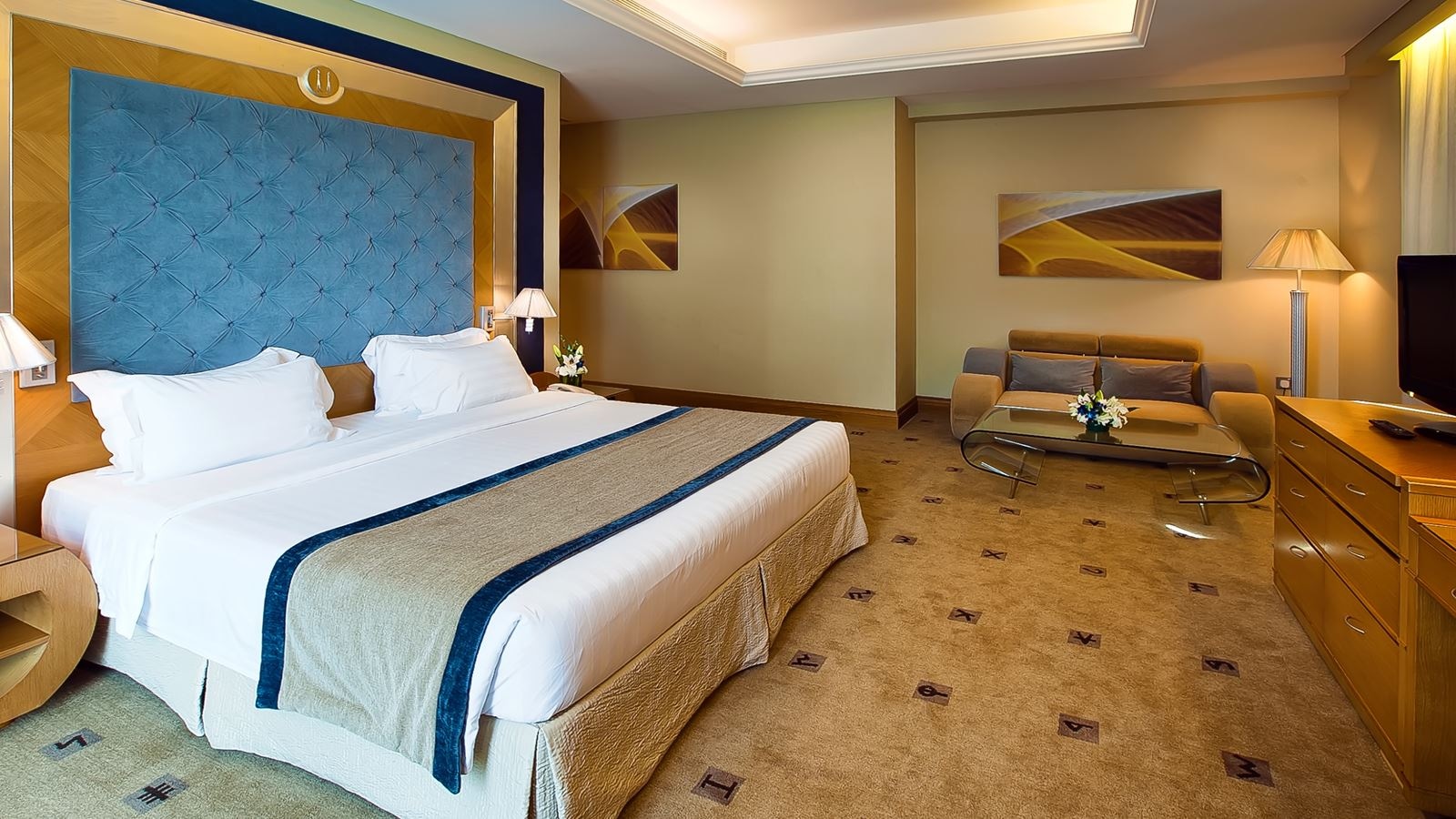 rooms-cedar-suite-room