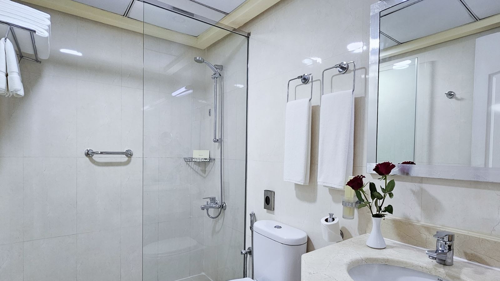 rooms-one-bedroom-suite