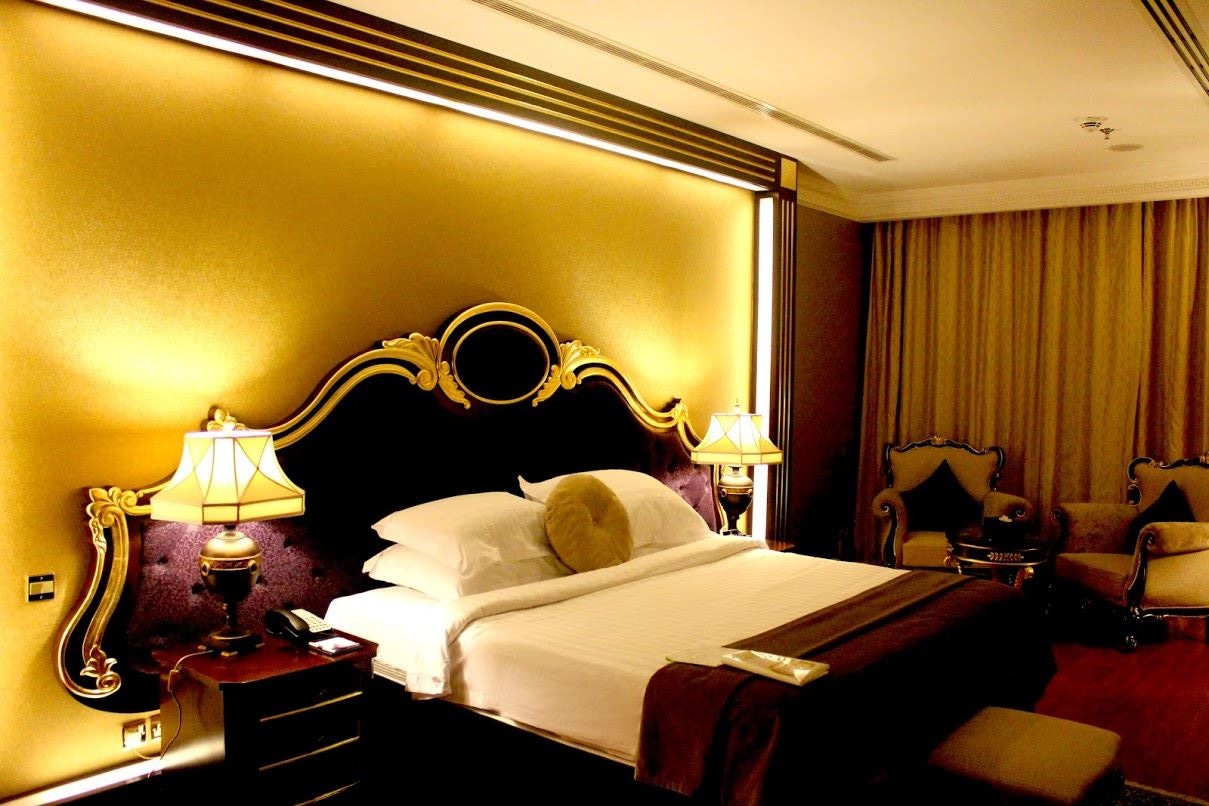 rooms-ambassador-room