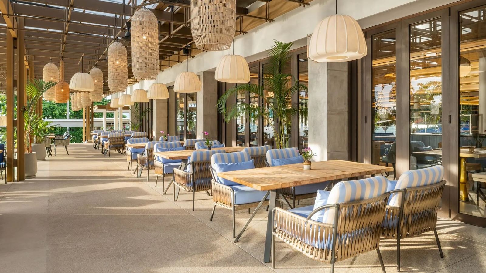 restaurants-the-pool-house-kitchen