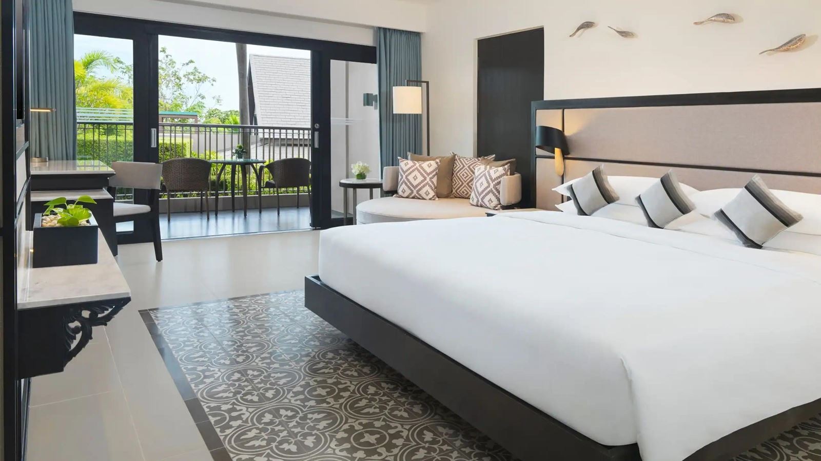 rooms-two-bedroom-family-room-bunk-bed