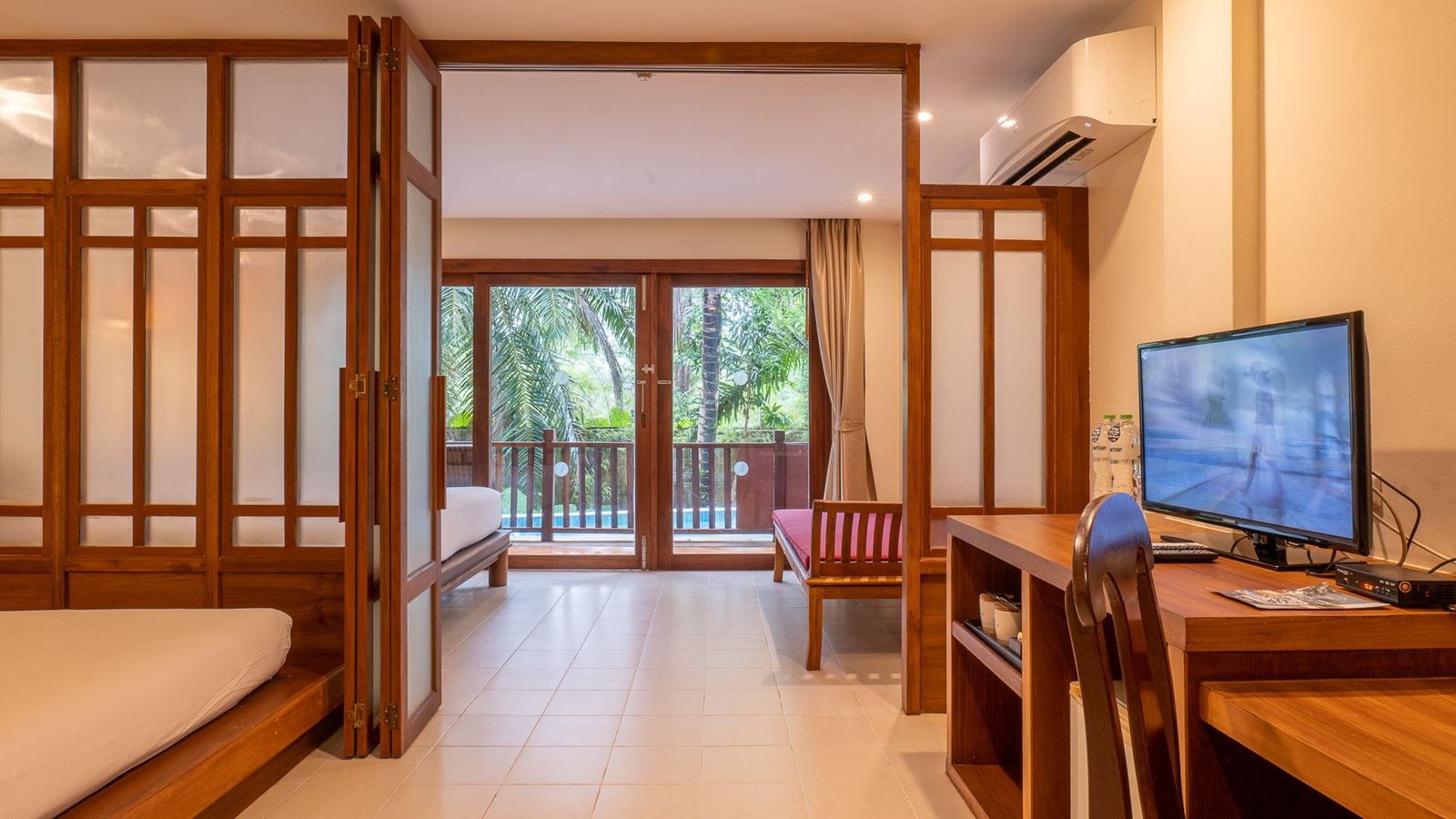 rooms-pool-access-garden-view