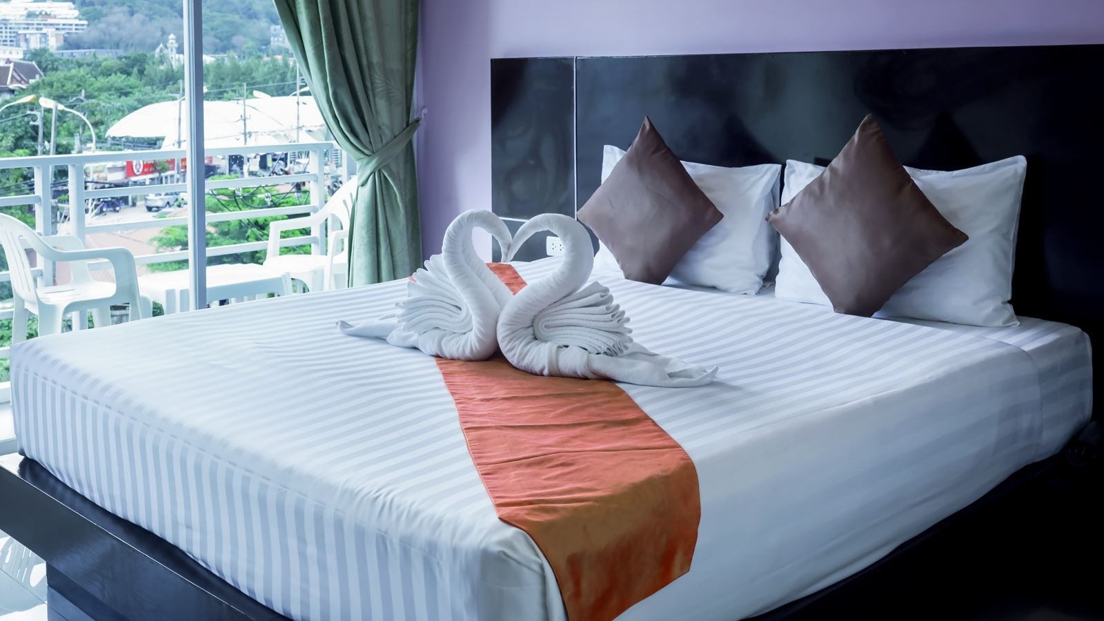 rooms-deluxe-room-without-bathtub