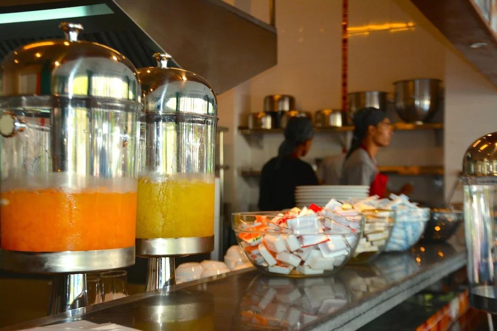 restaurants-the-rainforest-restaurant