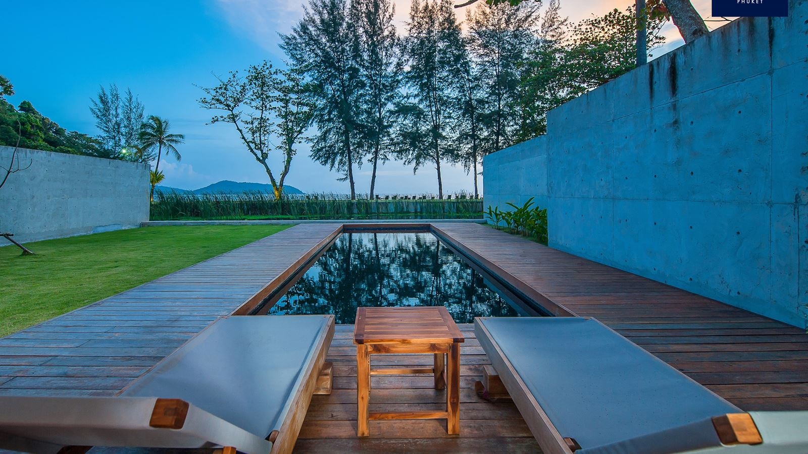 rooms-one-bedroom-beachfront-pool-villa