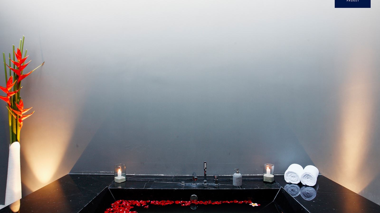 rooms-two-bedroom-pool-volla