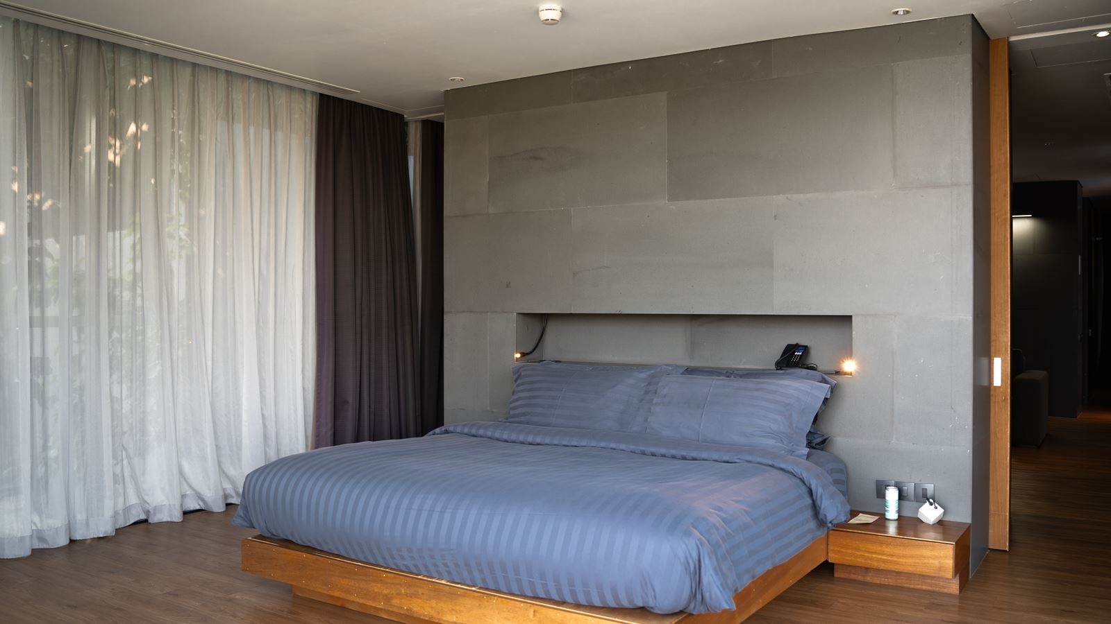 rooms-one-bedroom-pool-villa-high-bay-signature