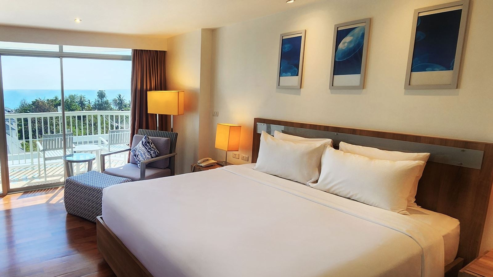 rooms-superior-ocean-view