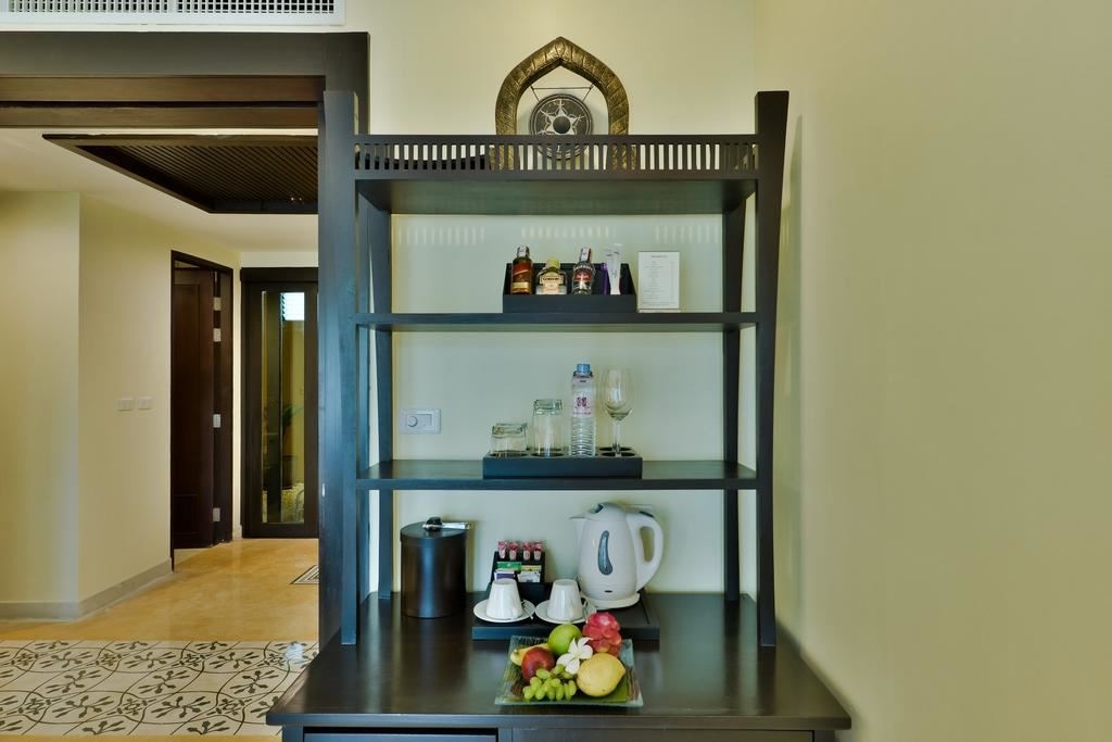 rooms-deluxe-grand-room