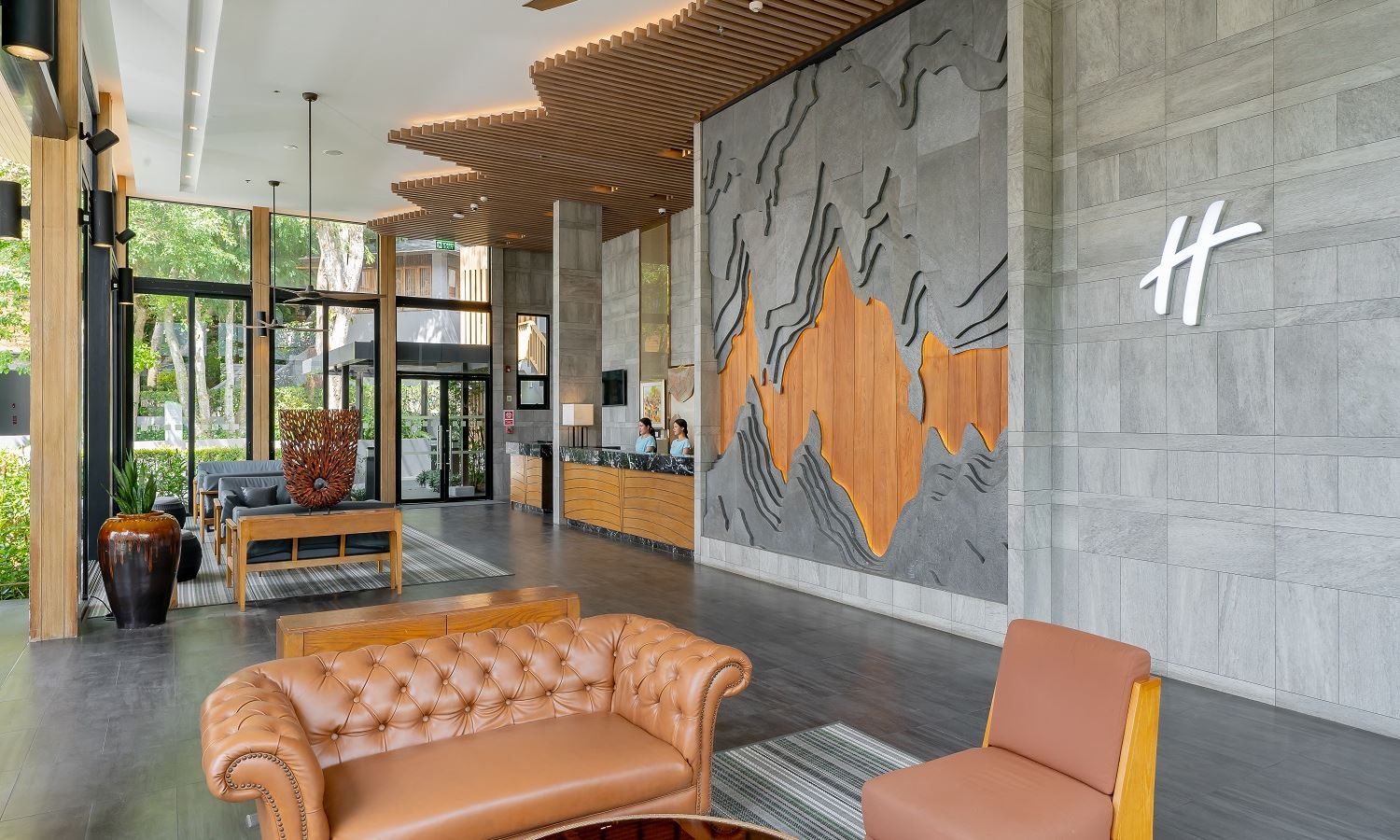 general-main-building