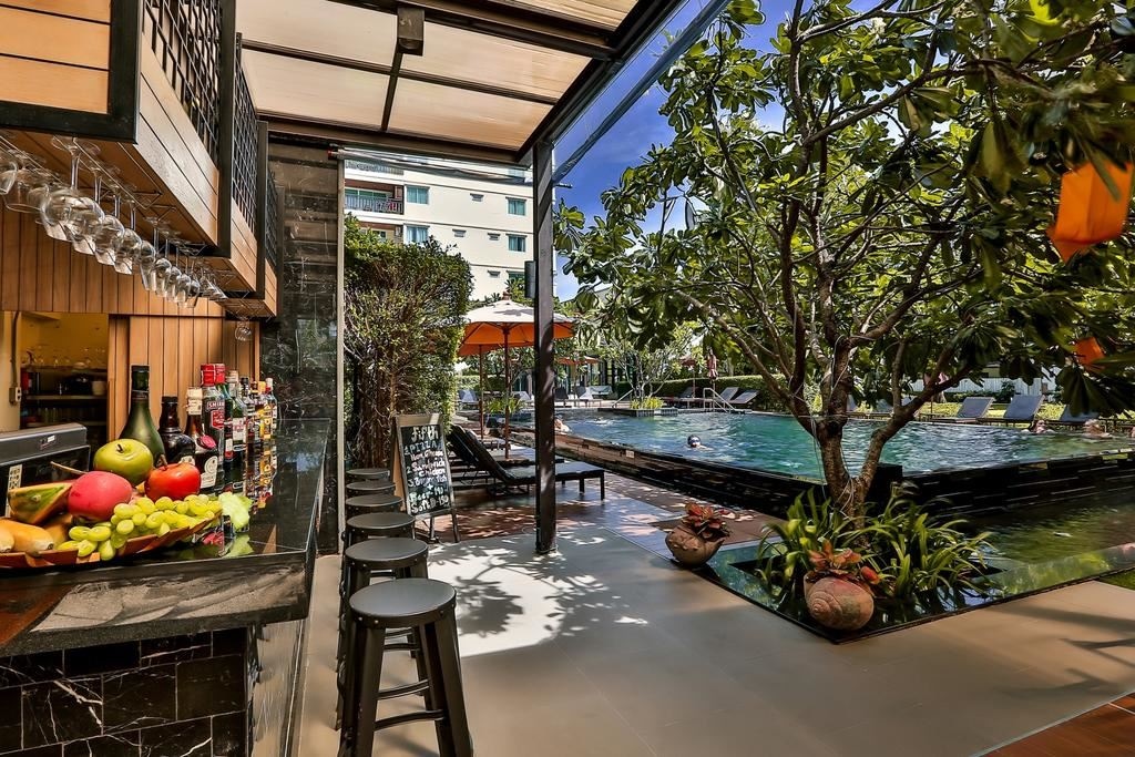 bars-hungry-bar--restaurant-and-lounge