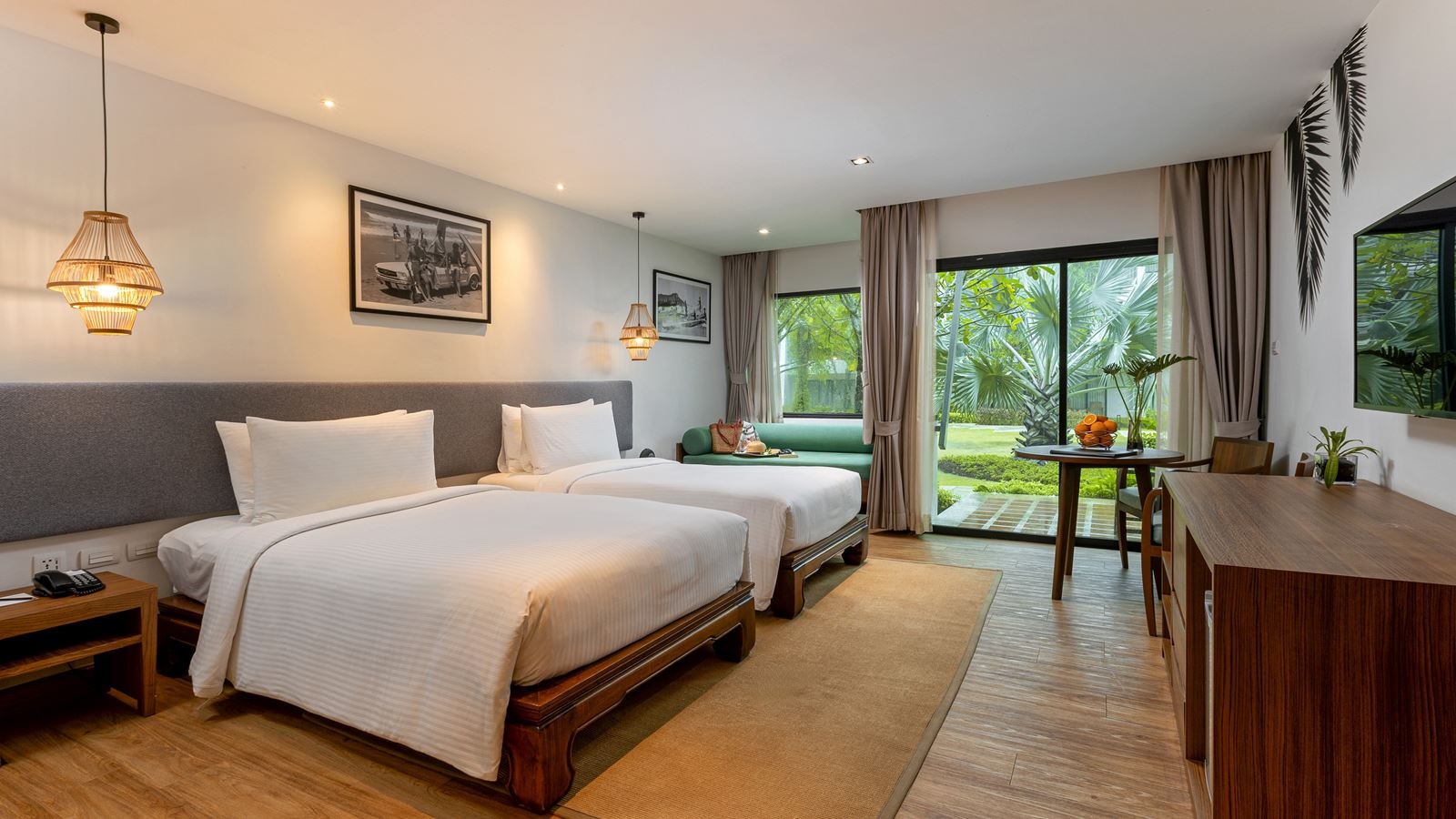 rooms-deluxe-garden-terrace