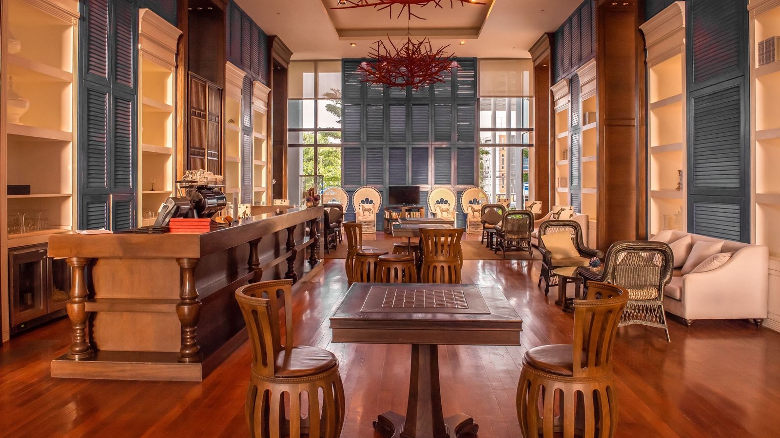 restaurants-reef-deli