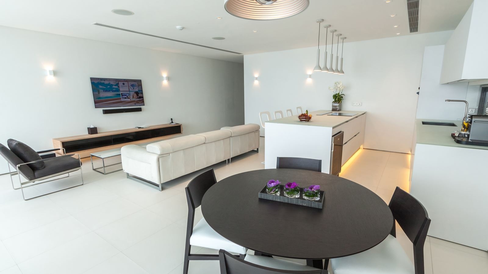 rooms-twobedroom-sky-pool-villa