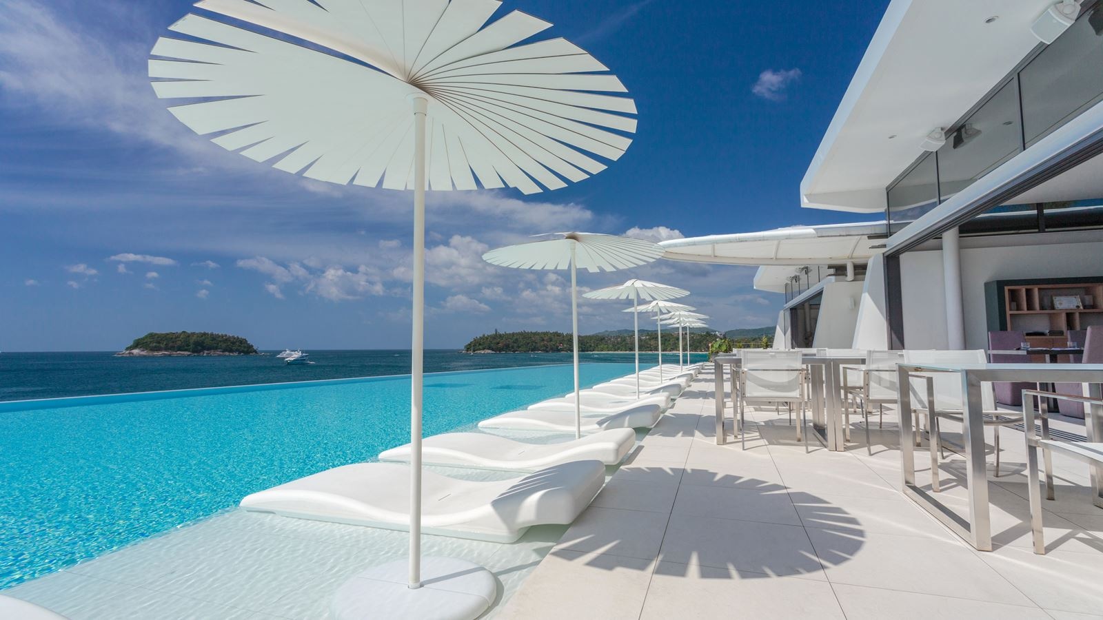 restaurants-oceanfront-restaurant