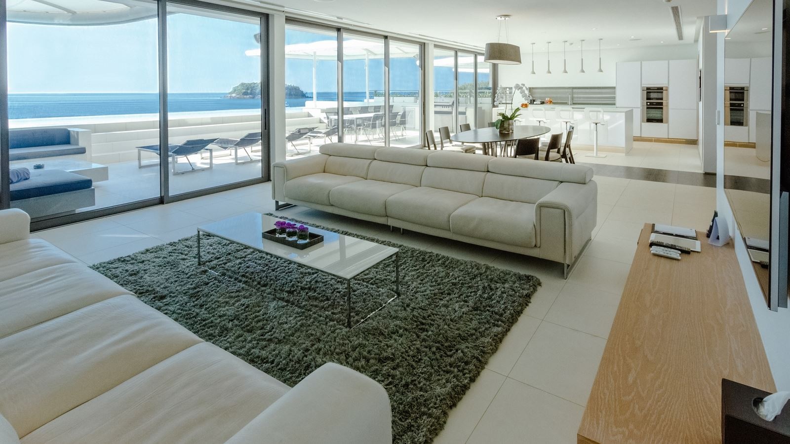 rooms-fourbedroom-sky-pool-villa-penthouse