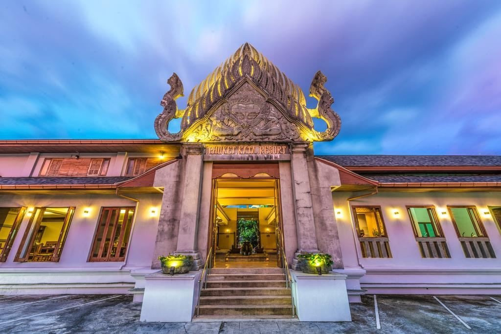 general-main-building